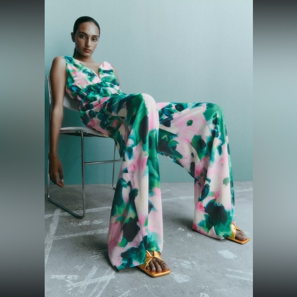 Zara Green & Pink Watercolor Floral Print Wide Leg Jumpsuit Size XS - Picture 2 of 9